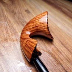 une pipe par Taha Halit Yaşar - Prof.Pipes