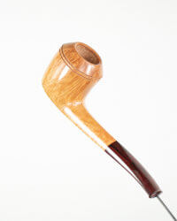 une pipe de Yosef Zehnder