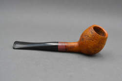 une pipe par Constantinos Zissis