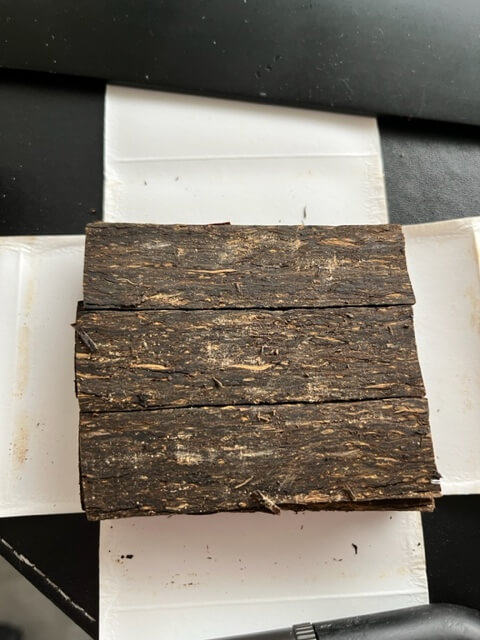 Pfeifendepot, Buttje